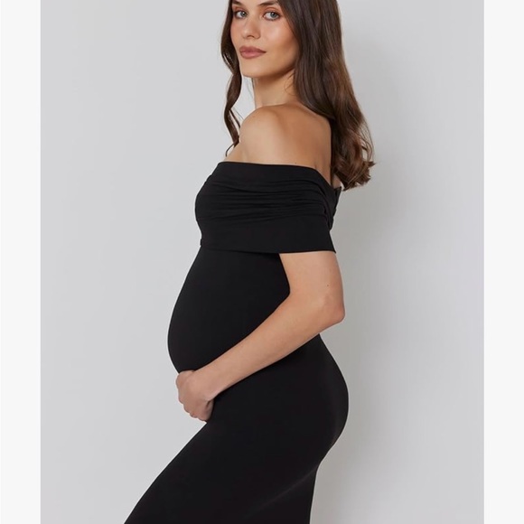 Chic Black Strapless Maternity Dress - Picture 6 of 7